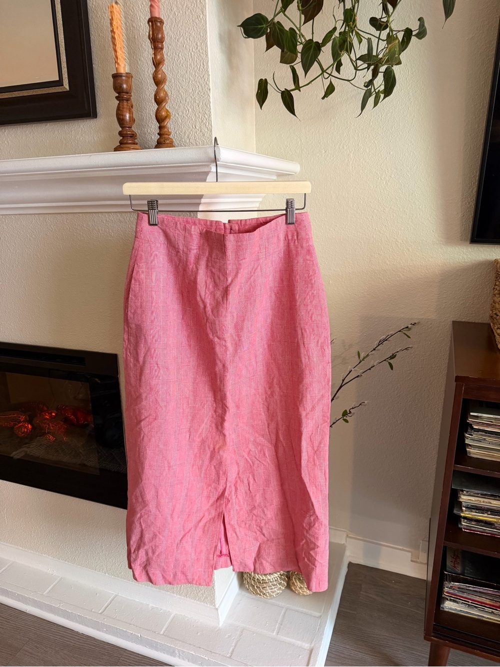 Vintage Calvin Klein Pink Linen-Blend Pencil Midi Skirt